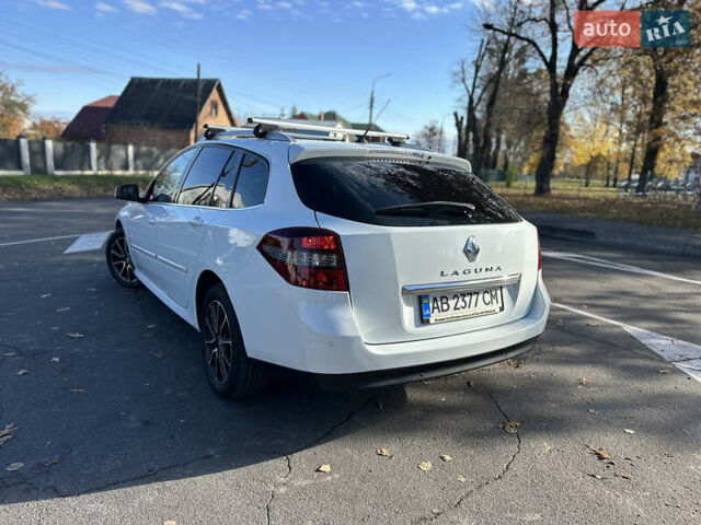Белый Рено Лагуна, объемом двигателя 1.46 л и пробегом 290 тыс. км за 6999 $, фото 12 на Automoto.ua