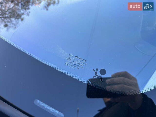 Белый Рено Лагуна, объемом двигателя 1.46 л и пробегом 290 тыс. км за 6999 $, фото 61 на Automoto.ua