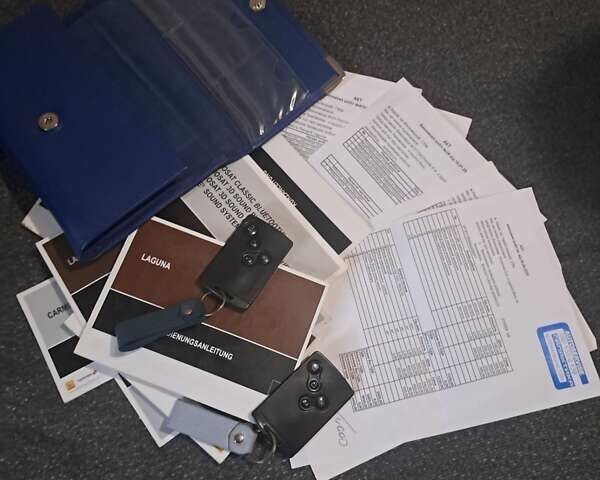 Белый Рено Лагуна, объемом двигателя 1.5 л и пробегом 287 тыс. км за 9000 $, фото 1 на Automoto.ua