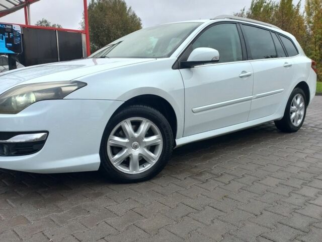 Рено Лагуна 2011 в Хмельницком на Automoto.ua Белый Рено Лагуна, объемом двигателя 2 л и пробегом 274 тыс. км за 6500 $, фото 5 на Automoto.ua