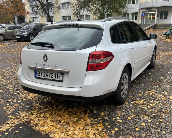 Белый Рено Лагуна, объемом двигателя 1.46 л и пробегом 323 тыс. км за 6800 $, фото 6 на Automoto.ua