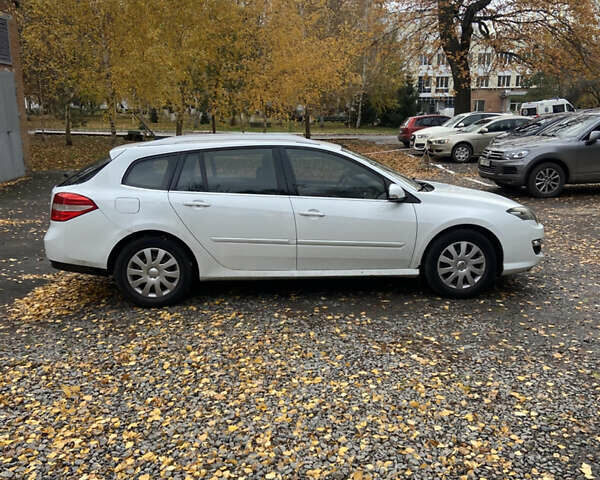 Белый Рено Лагуна, объемом двигателя 1.46 л и пробегом 323 тыс. км за 6800 $, фото 7 на Automoto.ua