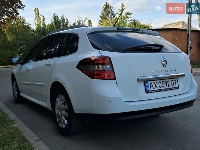 Белый Рено Лагуна, объемом двигателя 1.5 л и пробегом 287 тыс. км за 9000 $, фото 15 на Automoto.ua