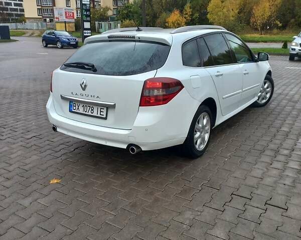 Белый Рено Лагуна, объемом двигателя 2 л и пробегом 274 тыс. км за 6500 $, фото 7 на Automoto.ua