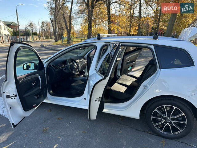 Белый Рено Лагуна, объемом двигателя 1.46 л и пробегом 290 тыс. км за 6999 $, фото 57 на Automoto.ua