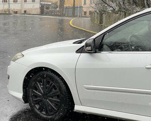 Белый Рено Лагуна, объемом двигателя 1.5 л и пробегом 320 тыс. км за 8100 $, фото 9 на Automoto.ua