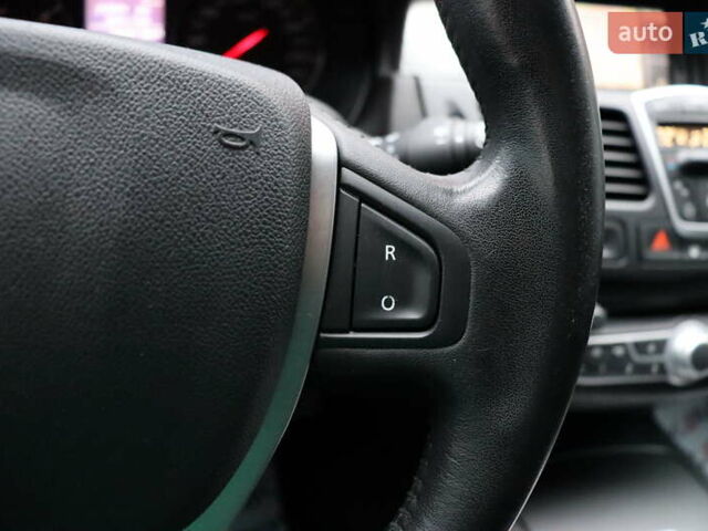 Белый Рено Лагуна, объемом двигателя 2 л и пробегом 247 тыс. км за 9900 $, фото 20 на Automoto.ua