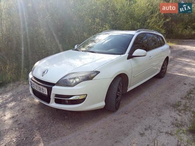 Белый Рено Лагуна, объемом двигателя 1.46 л и пробегом 340 тыс. км за 5900 $, фото 4 на Automoto.ua