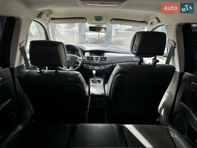 Рено Лагуна 2012 в Черновцах на Automoto.ua Белый Рено Лагуна, объемом двигателя 1.46 л и пробегом 406 тыс. км за 6500 $, фото 15 на Automoto.ua