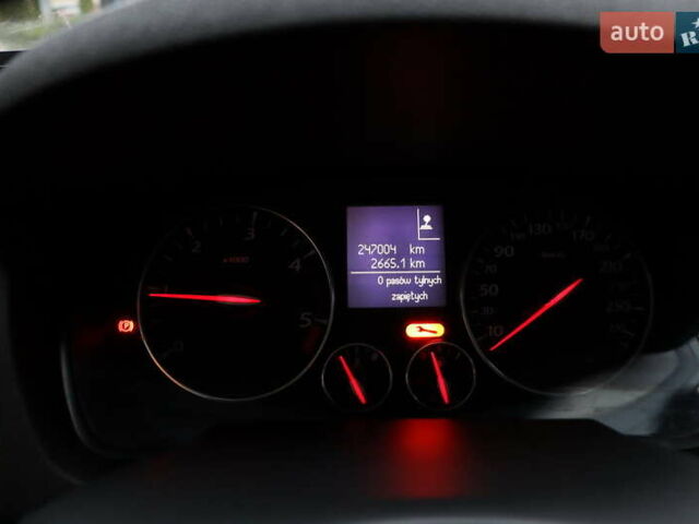 Белый Рено Лагуна, объемом двигателя 2 л и пробегом 247 тыс. км за 9900 $, фото 18 на Automoto.ua