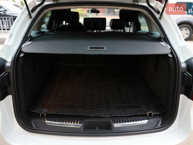 Белый Рено Лагуна, объемом двигателя 2 л и пробегом 247 тыс. км за 9900 $, фото 38 на Automoto.ua