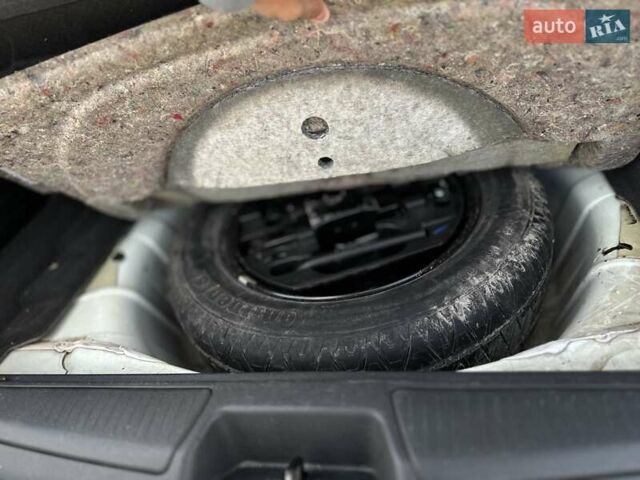 Рено Лагуна 2012 в Черновцах на Automoto.ua Белый Рено Лагуна, объемом двигателя 1.46 л и пробегом 406 тыс. км за 6500 $, фото 16 на Automoto.ua