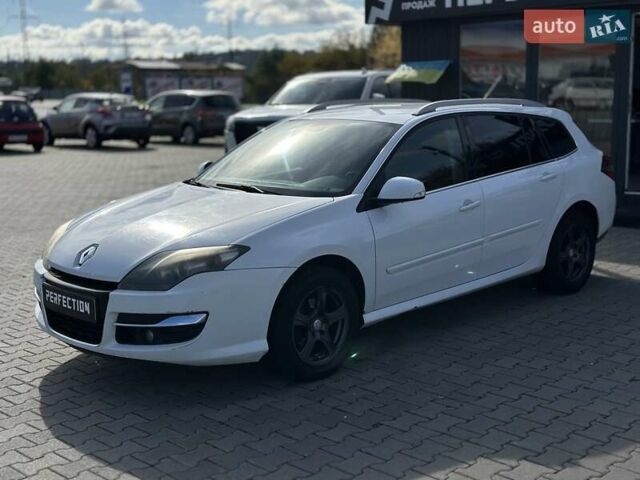 Рено Лагуна 2012 в Черновцах на Automoto.ua Белый Рено Лагуна, объемом двигателя 1.46 л и пробегом 406 тыс. км за 6500 $, фото 2 на Automoto.ua