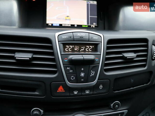 Белый Рено Лагуна, объемом двигателя 2 л и пробегом 247 тыс. км за 9900 $, фото 26 на Automoto.ua