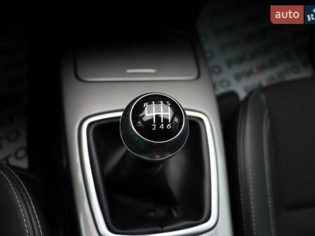 Белый Рено Лагуна, объемом двигателя 2 л и пробегом 247 тыс. км за 9900 $, фото 28 на Automoto.ua