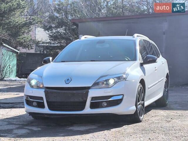 Белый Рено Лагуна, объемом двигателя 2 л и пробегом 299 тыс. км за 8888 $, фото 15 на Automoto.ua