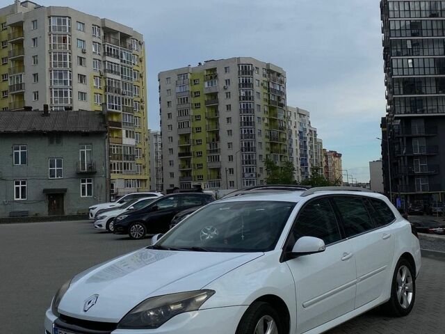 Белый Рено Лагуна, объемом двигателя 1.5 л и пробегом 412 тыс. км за 4999 $, фото 18 на Automoto.ua