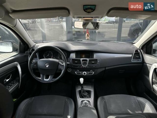 Рено Лагуна 2012 в Черновцах на Automoto.ua Белый Рено Лагуна, объемом двигателя 1.46 л и пробегом 406 тыс. км за 6500 $, фото 18 на Automoto.ua