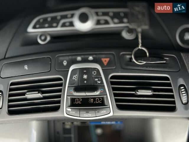 Рено Лагуна 2012 в Черновцах на Automoto.ua Белый Рено Лагуна, объемом двигателя 1.46 л и пробегом 406 тыс. км за 6500 $, фото 25 на Automoto.ua