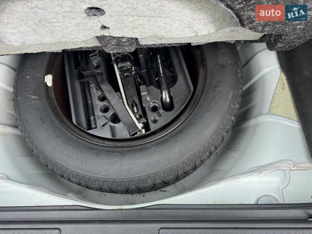Белый Рено Лагуна, объемом двигателя 1.5 л и пробегом 212 тыс. км за 8600 $, фото 11 на Automoto.ua