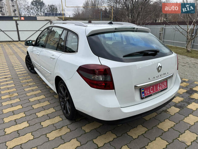 Белый Рено Лагуна, объемом двигателя 1.5 л и пробегом 212 тыс. км за 8600 $, фото 5 на Automoto.ua