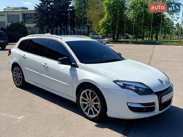 Белый Рено Лагуна, объемом двигателя 2 л и пробегом 319 тыс. км за 10200 $, фото 12 на Automoto.ua