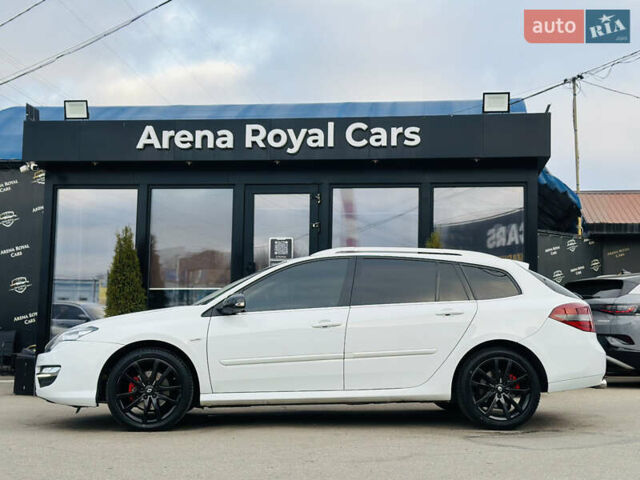 Белый Рено Лагуна, объемом двигателя 2 л и пробегом 166 тыс. км за 9900 $, фото 4 на Automoto.ua