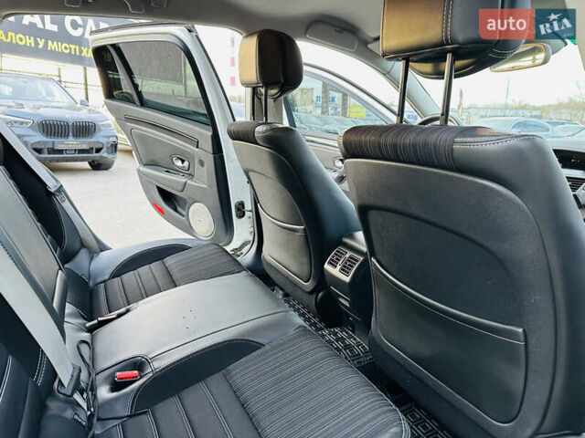 Белый Рено Лагуна, объемом двигателя 2 л и пробегом 166 тыс. км за 9900 $, фото 18 на Automoto.ua