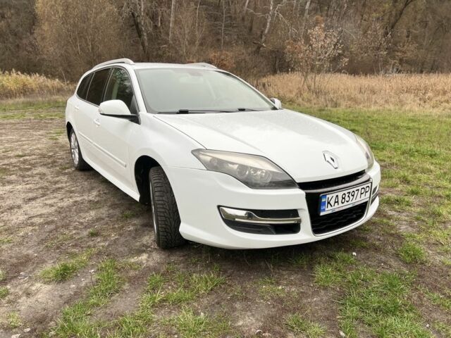 Белый Рено Лагуна, объемом двигателя 1.5 л и пробегом 260 тыс. км за 7800 $, фото 2 на Automoto.ua