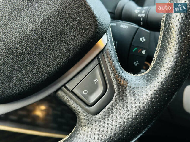 Белый Рено Лагуна, объемом двигателя 2 л и пробегом 166 тыс. км за 9900 $, фото 29 на Automoto.ua