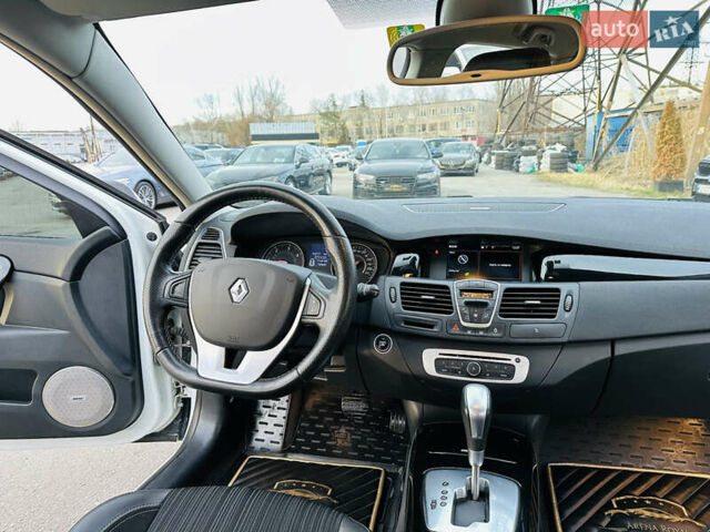 Белый Рено Лагуна, объемом двигателя 2 л и пробегом 166 тыс. км за 9900 $, фото 20 на Automoto.ua