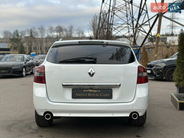 Белый Рено Лагуна, объемом двигателя 2 л и пробегом 166 тыс. км за 9900 $, фото 10 на Automoto.ua