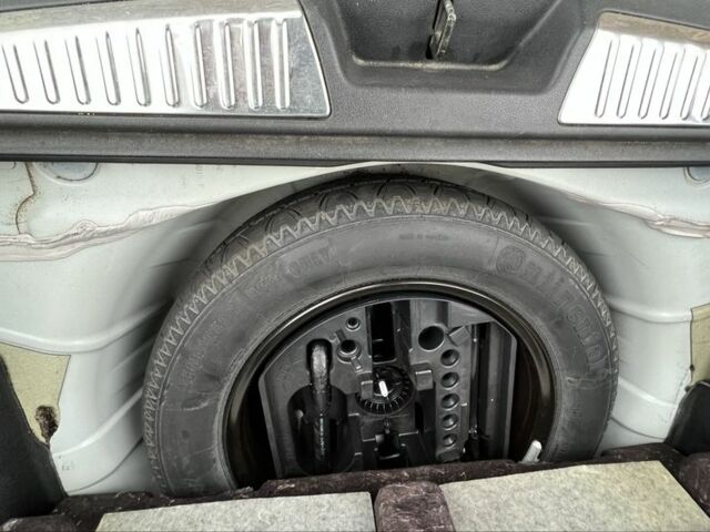 Белый Рено Лагуна, объемом двигателя 1.5 л и пробегом 260 тыс. км за 7800 $, фото 11 на Automoto.ua