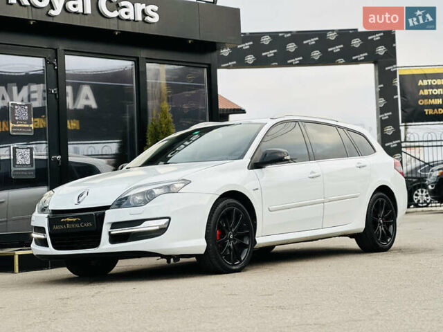 Белый Рено Лагуна, объемом двигателя 2 л и пробегом 166 тыс. км за 9900 $, фото 5 на Automoto.ua