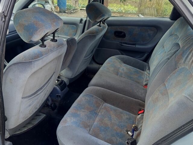 Белый Рено Лагуна, объемом двигателя 2 л и пробегом 500 тыс. км за 1250 $, фото 3 на Automoto.ua