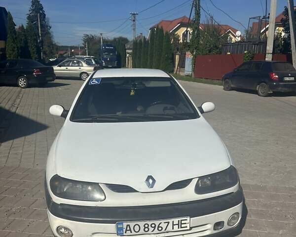 Білий Рено Лагуна, об'ємом двигуна 1.87 л та пробігом 387 тис. км за 2100 $, фото 6 на Automoto.ua