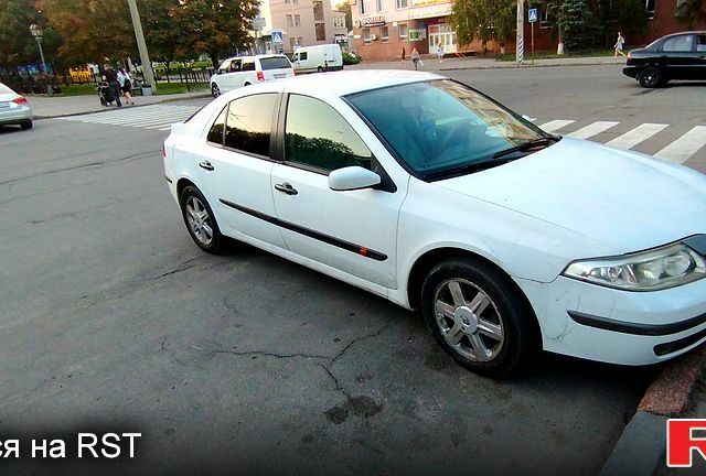 Белый Рено Лагуна, объемом двигателя 1.9 л и пробегом 380 тыс. км за 3800 $, фото 1 на Automoto.ua