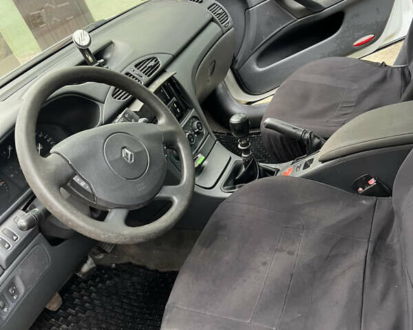 Білий Рено Лагуна, об'ємом двигуна 1.87 л та пробігом 372 тис. км за 3500 $, фото 6 на Automoto.ua