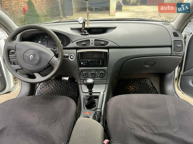 Білий Рено Лагуна, об'ємом двигуна 1.87 л та пробігом 372 тис. км за 3500 $, фото 2 на Automoto.ua