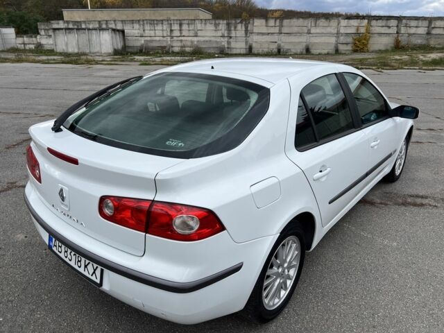 Рено Лагуна 2007 в Виннице на Automoto.ua Белый Рено Лагуна, объемом двигателя 1.9 л и пробегом 231 тыс. км за 4500 $, фото 5 на Automoto.ua