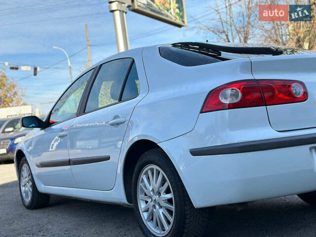 Белый Рено Лагуна, объемом двигателя 1.9 л и пробегом 231 тыс. км за 4990 $, фото 11 на Automoto.ua