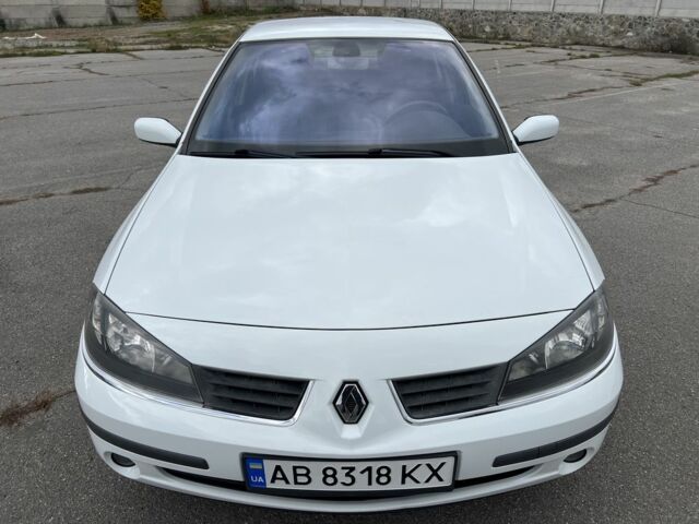 Рено Лагуна 2007 в Виннице на Automoto.ua Белый Рено Лагуна, объемом двигателя 1.9 л и пробегом 231 тыс. км за 4500 $, фото 4 на Automoto.ua