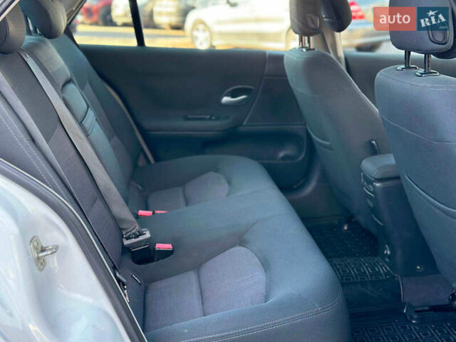 Белый Рено Лагуна, объемом двигателя 1.9 л и пробегом 231 тыс. км за 4990 $, фото 30 на Automoto.ua