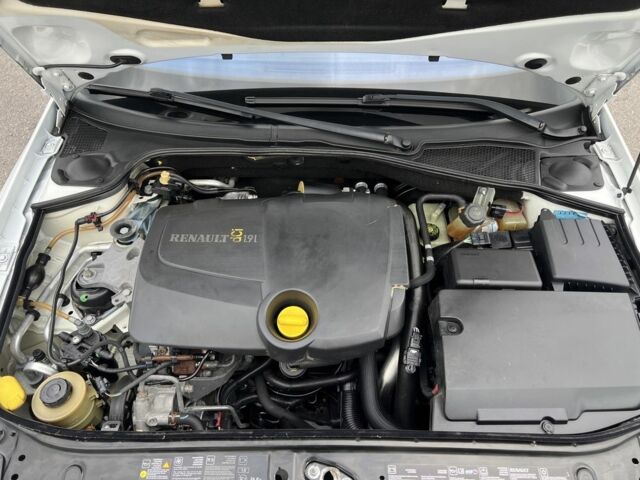 Рено Лагуна 2007 в Виннице на Automoto.ua Белый Рено Лагуна, объемом двигателя 1.9 л и пробегом 231 тыс. км за 4500 $, фото 15 на Automoto.ua