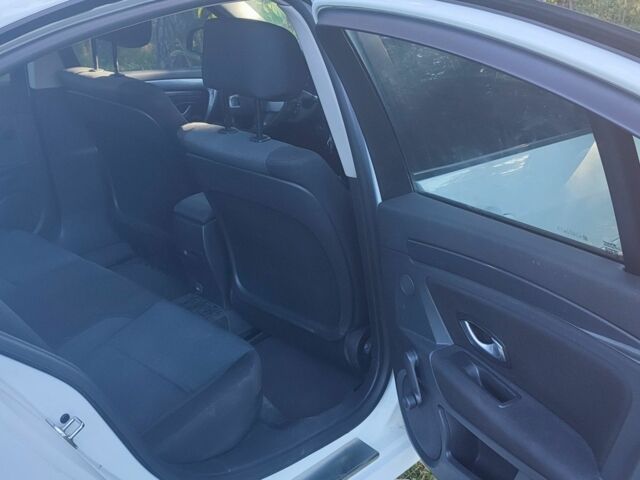 Белый Рено Лагуна, объемом двигателя 0 л и пробегом 348 тыс. км за 7200 $, фото 22 на Automoto.ua