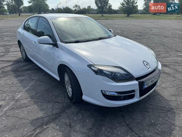 Білий Рено Лагуна, об'ємом двигуна 1.46 л та пробігом 225 тис. км за 6500 $, фото 10 на Automoto.ua