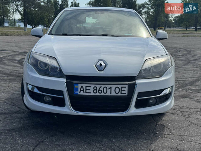 Білий Рено Лагуна, об'ємом двигуна 1.46 л та пробігом 225 тис. км за 6500 $, фото 3 на Automoto.ua