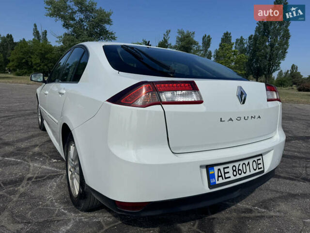 Білий Рено Лагуна, об'ємом двигуна 1.46 л та пробігом 225 тис. км за 6500 $, фото 15 на Automoto.ua