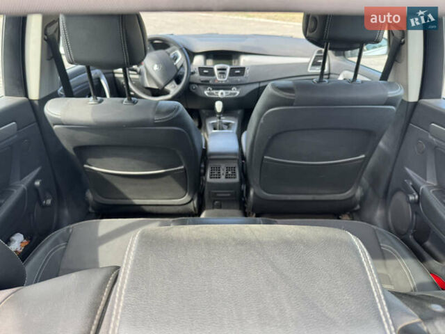 Білий Рено Лагуна, об'ємом двигуна 1.46 л та пробігом 225 тис. км за 6500 $, фото 31 на Automoto.ua