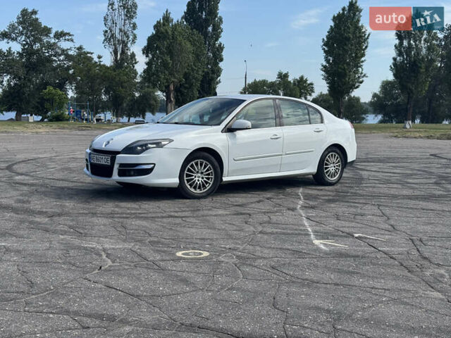 Білий Рено Лагуна, об'ємом двигуна 1.46 л та пробігом 225 тис. км за 6500 $, фото 5 на Automoto.ua